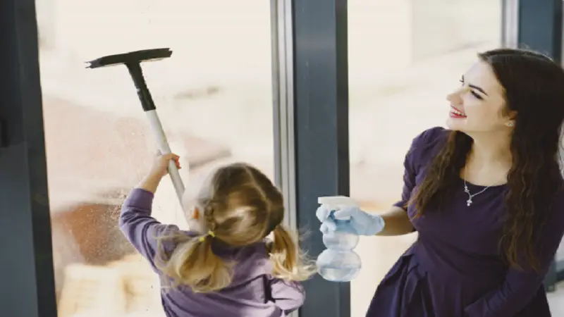 The Ultimate Guide to Cleaning Windows – Inside and Out