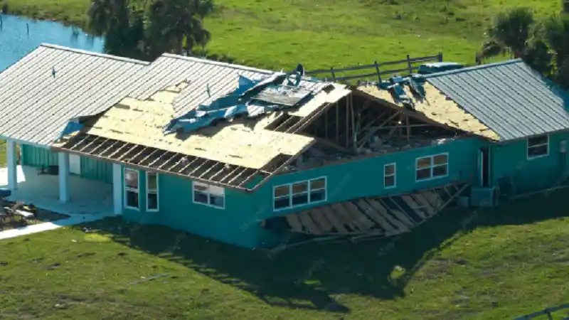 How to Budget for Commercial Roof Replacement in Mount Dora